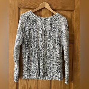 Navy and white GAP sweater, size L, 84% cottons, super soft. L